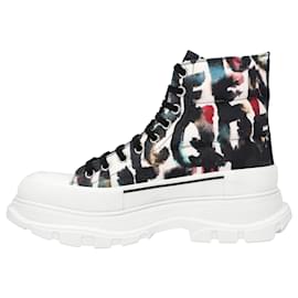 Alexander Mcqueen-Alexander McQueen Tread Slick Boots 'Graffiti'-Multiple colors