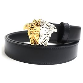 Cinto de couro com fivela de prata e ouro Medusa da Versace Preto