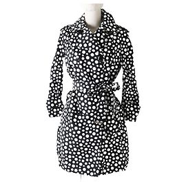 Louis Vuitton x Yayoi Kusama Trench Coat 34 Other