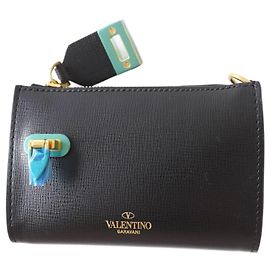 Monedero de piel de ternera texturizada Valentino Garavani Rockstud Negro