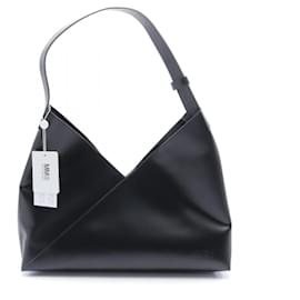 Autre Marque-MM6 Leather Shoulder Bag Black SB6WC0016-Other