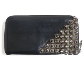 CHROME HEARTS Pyramid Studded Leather Wallet Black