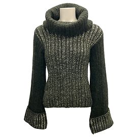 Escada olivgrüner Mohair-Strickpullover mit Rollkragen Grün
