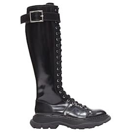 Alexander Mcqueen-Alexander McQueen Tread leather lace up combat knitee high boot-Black