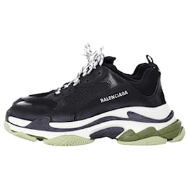 Balenciaga-Balenciaga Triple S Sneakers in Black Polyester-Black