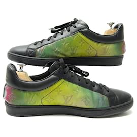 Louis Vuitton-LOUIS VUITTON BASKETS LUXEMBOURG 9 43 IN IRIDESCENT MONOGRAM LEATHER SNEAKERS-Multiple colors