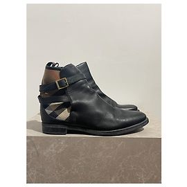 Stivaletti BURBERRY T.EU 38 Pelle Nero