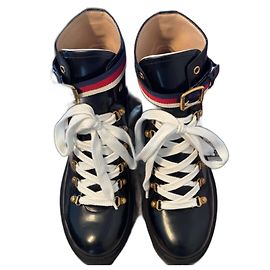 Botines Gucci de charol negro Negro