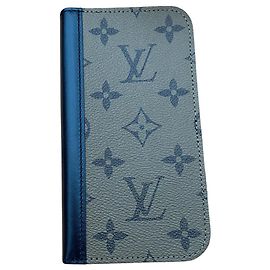 Louis Vuitton iPhone cover Brown Cloth Brown