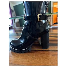 Louis Vuitton-Star Trail Limited-Black