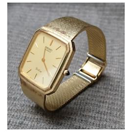Seiko-Retro Seiko Dolce gold-plated quartz watch ref 6020 - 4060-Golden