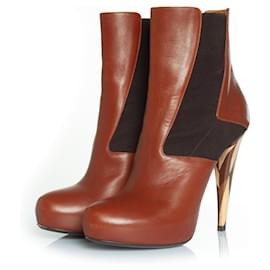 Fendi-hidden platform boots in cognac leather-Brown