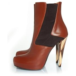 Fendi-hidden platform boots in cognac leather-Brown