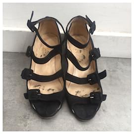 Christian Louboutin-CHRISTIAN LOUBOUTIN Heels T.EU 36.5 Suede-Black