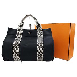 Hermès Sac à main tote Hermes Cannes PM Noir
