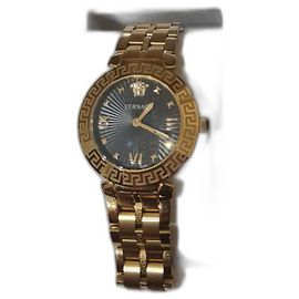 Relógio Versace em aço dourado Dourado
