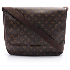 Bolsa de Ombro Bobur MM Louis Vuitton Marrom