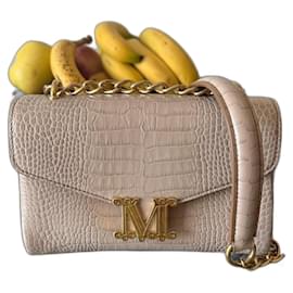 Max Mara Ivory White Leather fashion Clutch Faux Croc Embossed Gold Buckle. Make an offe