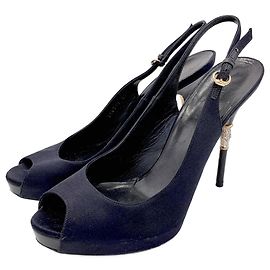 Gucci Navy Suede Heels Navy blue