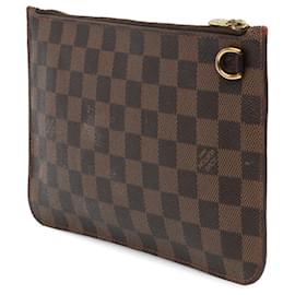 Louis Vuitton-Brown Louis Vuitton Damier Ebene Neverfull Pouch-Brown