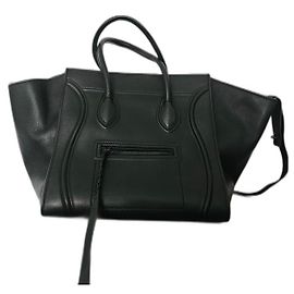 Bolsa Céline Phantom em pele preta Preto