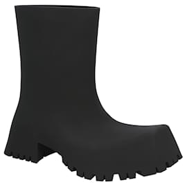 Balenciaga-Balenciaga Trooper Rubber Boot Black-Black