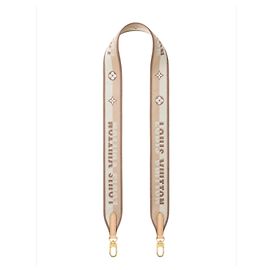 Louis Vuitton Cluny mm strap Beige