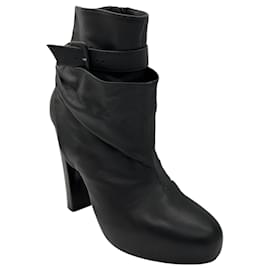 Hermès-Hermes Black Leather Wrap Ankle Boots-Black