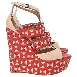 Alaïa Laser-Cut Wedges aus rotem Leder Rot