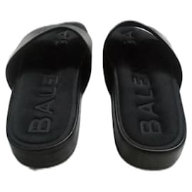 Balenciaga-Mules-Black