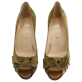 Christian Louboutin-Christian Louboutin Madame Butterfly Pumps in Green Suede-Green