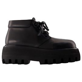 Botas de Cano Curto com Cachecol de Borracha - Alexander McQueen - Sintético - Preto Preto