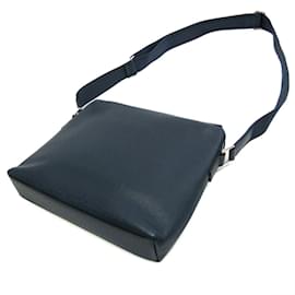 Louis Vuitton-Sac à bandoulière Louis Vuitton Taiga Grigori Messenger PM M30236-Bleu