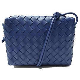 NOVE BORSE Bottega Veneta Camera Loop PM Pelle Intrecciato Tracolla Blu