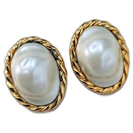 Kenneth Jay Lane Vintage 80er KJL Ohrringe mit barocken Perlen Weiß Golden