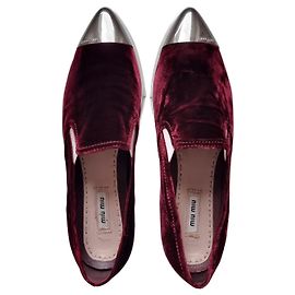 Tênis/sapatilhas de veludo bordô Miu Miu Branco Bordeaux