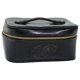 Chanel-CHANEL COCO Mark Vanity Pouch Patent leather Black Gold CC Auth bs18347-Black,Golden