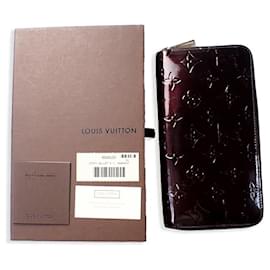 Louis Vuitton-Louis Vuitton Vernis Zippy Wallet-Dark red
