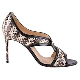 Christian Louboutin-Talons en cuir-Beige