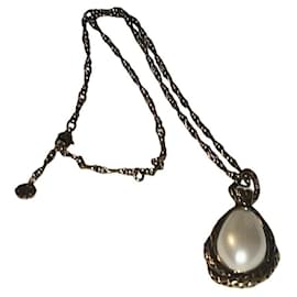 Alexander Mcqueen-Authentic Vintage Alexander McQueen Runway White Glass Pearl Snake Necklace-Gold hardware