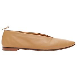Bottega Veneta Leder Ballerinas mit spitzem Vamp Braun