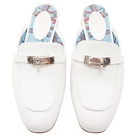 Hermès Hermes Oz Leder Slipper mit silberner Kelly-Schnalle Weiß