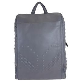 Mochila de couro com studs em relevo MCM Cinza