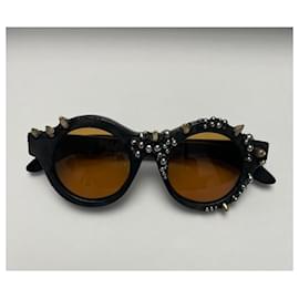 Autre Marque-Sunglasses-Black