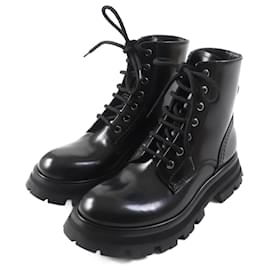 Alexander Mcqueen-Alexander McQueen Leather Lace-up Boots Black-Black