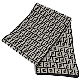 Fendi-FENDI Zucca Canvas Scarf Wool Black Auth am6975-Black