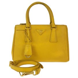 Bolsa Tote Galleria em couro Saffiano da Prada Amarelo