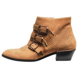 Chloé Stivaletti in suede beige con borchie - taglia EU 41 Marrone