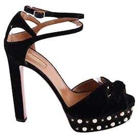 Aquazzura-Velvet heels-Black