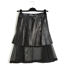 Saia de Tule de Couro Givenchy Outono 2011 FR40 Couro Preto UK12 US10 Preto